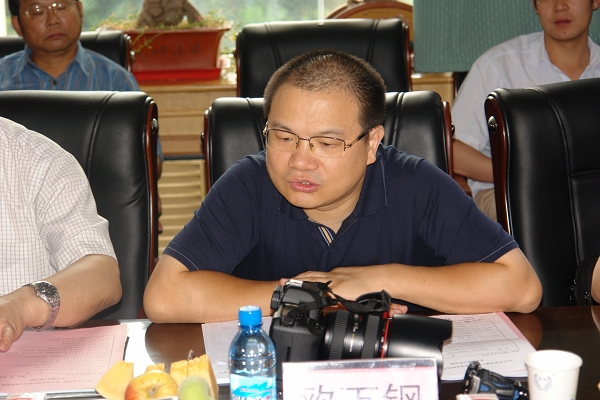 湖南农业大学研究生处贺建华处长,吉林农业大学研究生处张东鸣处长