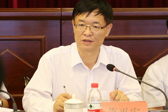 新疆农业大学召开第八批援疆干部工作座谈会